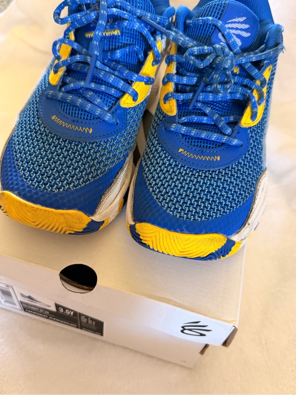 GS CURRY 3Z - Basketball shoes - Size 3.5Y
